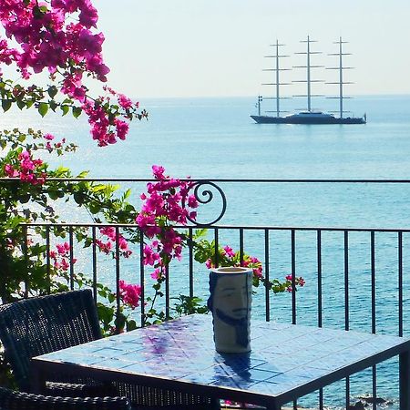 Hotel Palladio Giardini Naxos Esterno foto