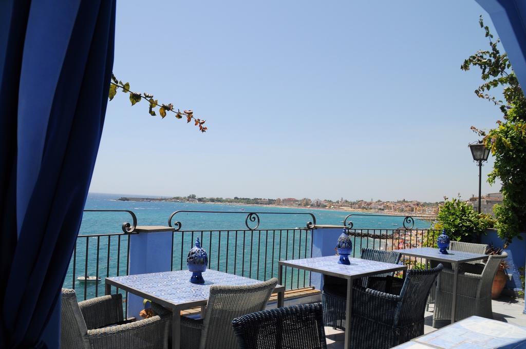 Hotel Palladio Giardini Naxos Esterno foto