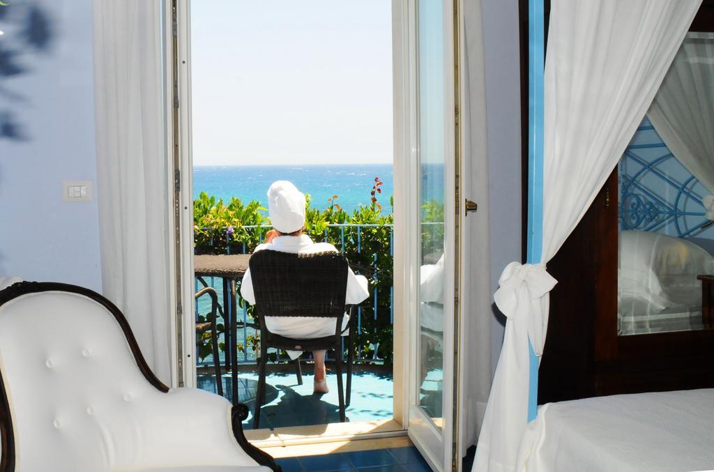 Hotel Palladio Giardini Naxos Esterno foto