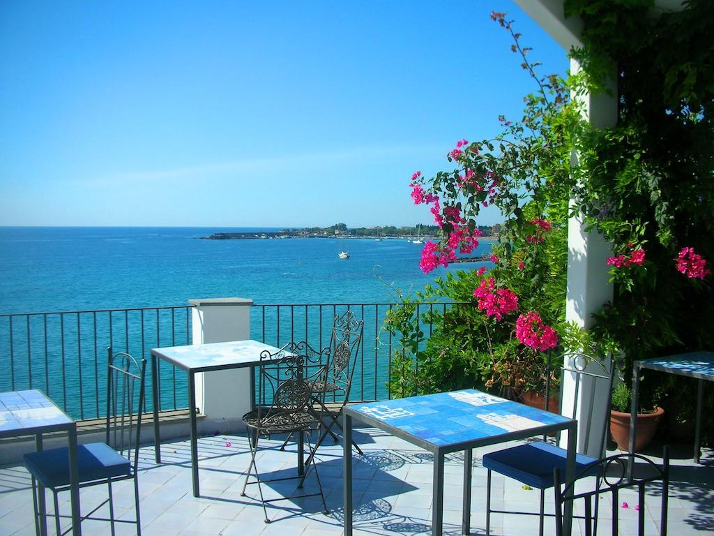 Hotel Palladio Giardini Naxos Esterno foto