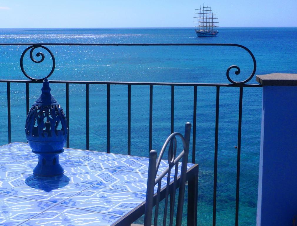 Hotel Palladio Giardini Naxos Esterno foto